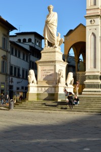 statue outside of Santa Croce